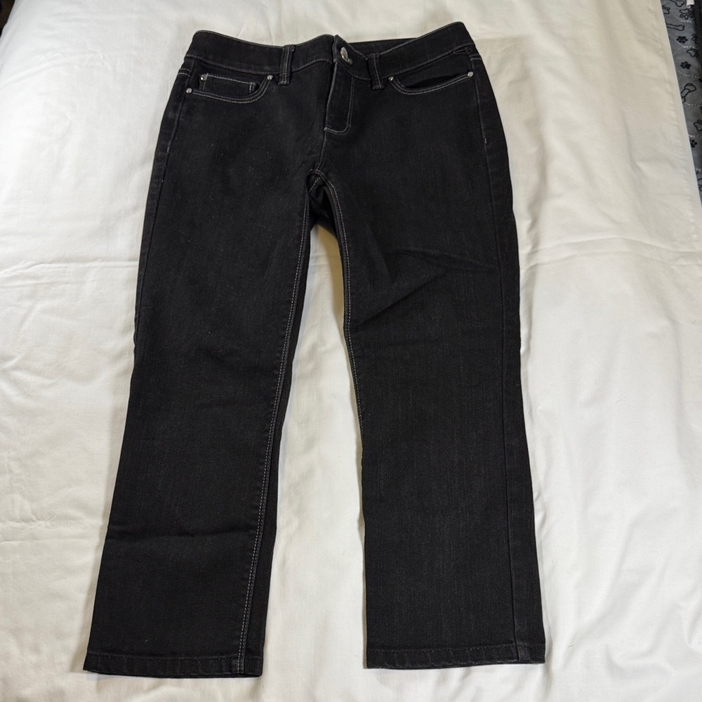 White House Black Market Women's Black cropped jeans